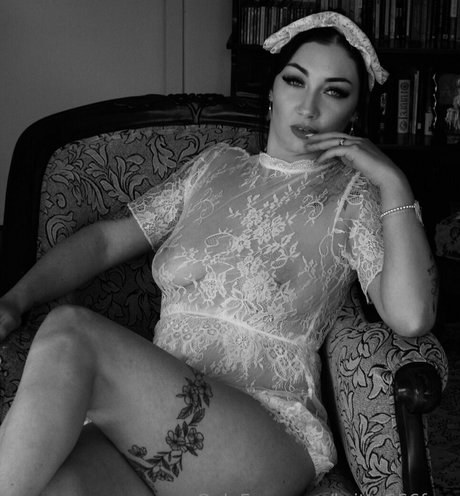 aussiebabebritta model erotic archive
