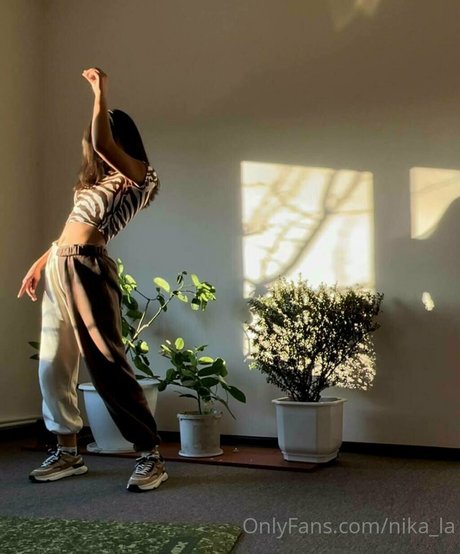 nika la actrice de sexe img