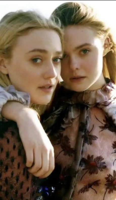 Elle Fanning beau modèle galeries