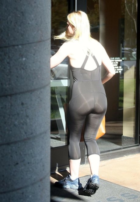 Elle Fanning actrice exclusive galeries