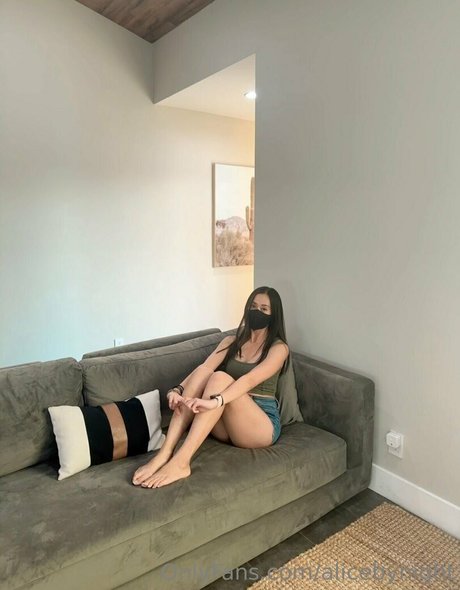 alicebynight star érotique img