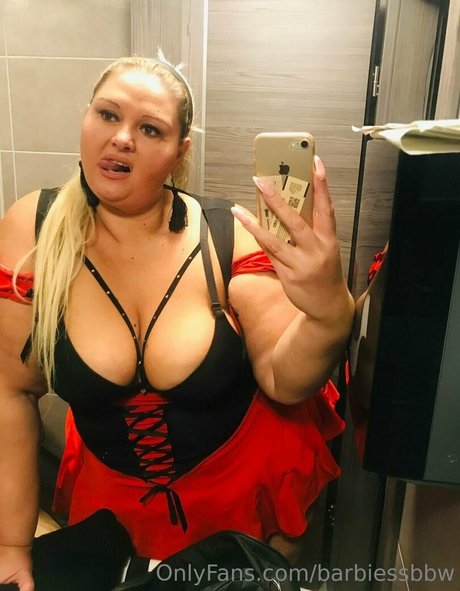 barbiessbbw desnudos de modelos imágenes