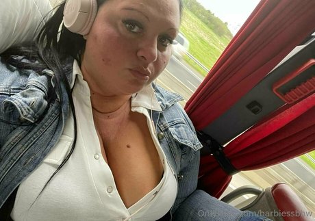 barbiessbbw desnudos de modelos imágenes