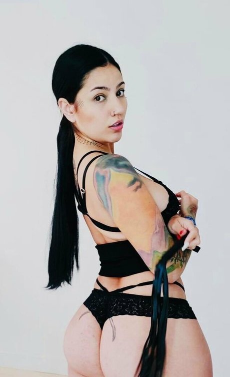 lolisaenz belle actrice collection