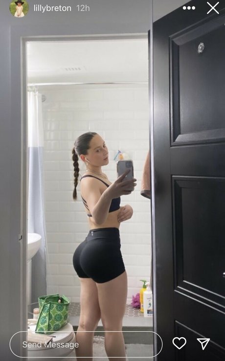 Lilly Breton modelo caliente galerías