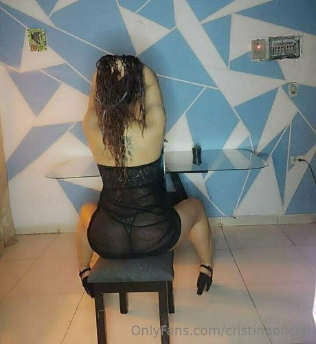 cristinaoficial actriz desnuda foto