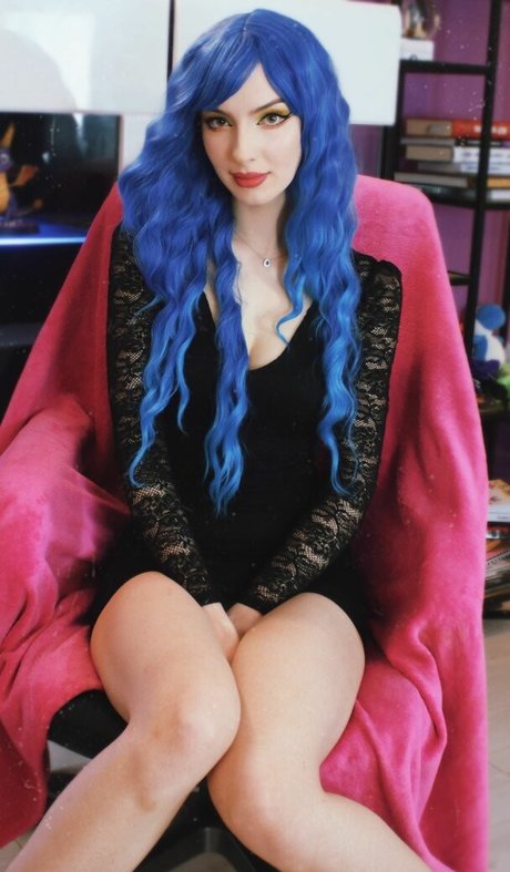 Grimoire actriz caliente galerías