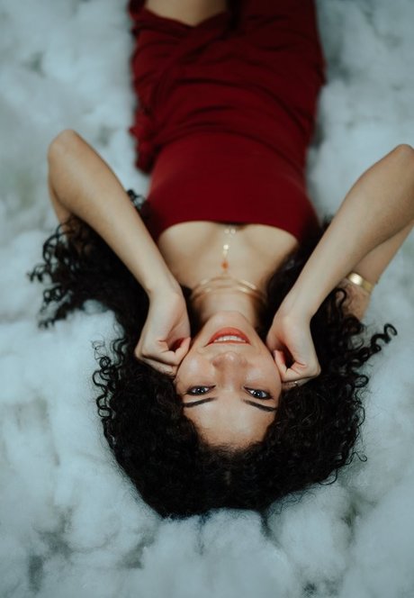 Brittany Venti modelo caliente galería