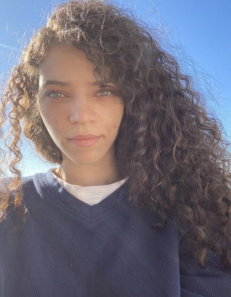 Brittany Venti estrella porno de alta calidad imagen