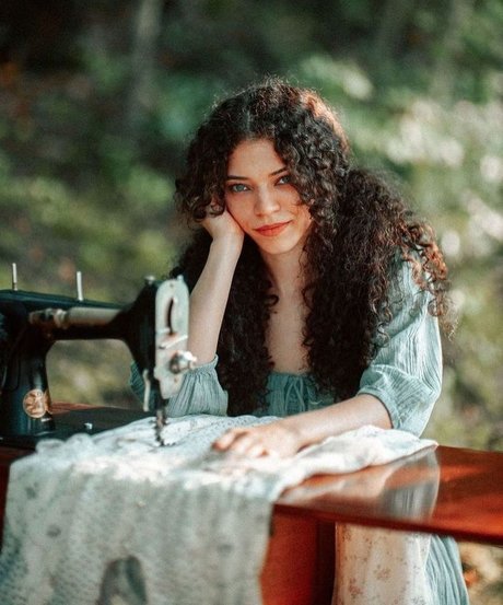 Brittany Venti mannequin photo