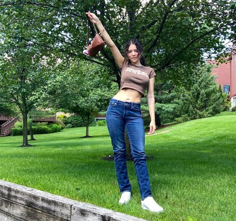 Brittany Venti estrella porno foto