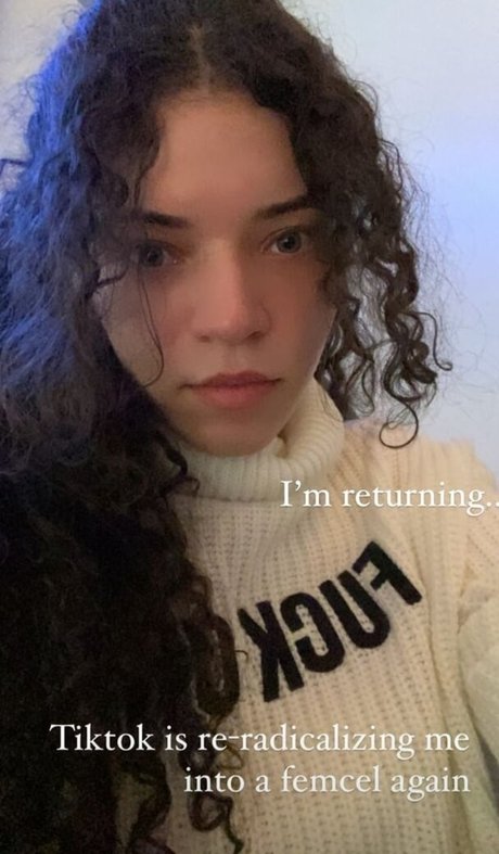 Brittany Venti joli modèle photos