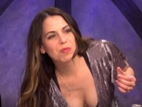 Laura Bailey modelo desnudos galerías