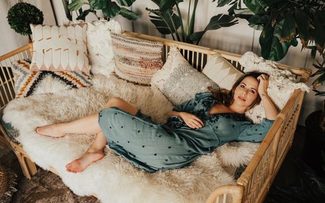 Laura Bailey mejor estrella imagen