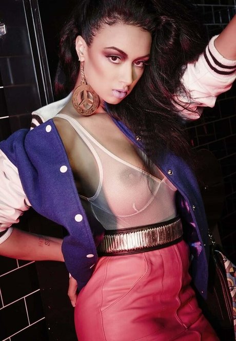 Draya Michele haut de star du porno des photos