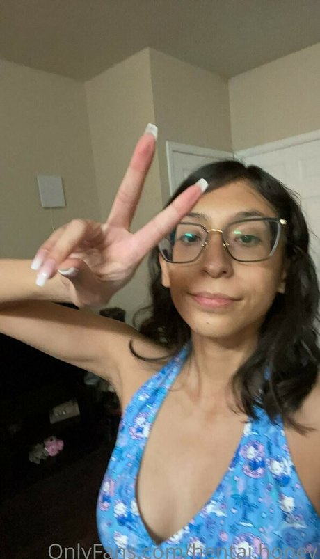 Sona Bella jolie actrice galeries