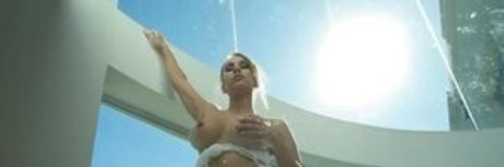 Barby Silenzi modelo adulto archivo