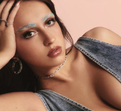 Tate McRae estrella agradable foto