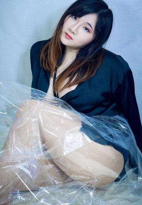 Ai Melody27 modèle érotique image