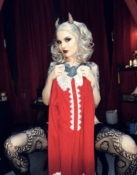 FaerieBlossom modèle de haute qualité photos