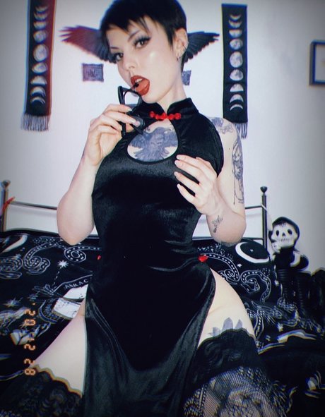 FaerieBlossom actrice nue image