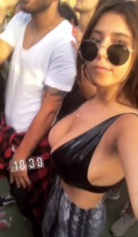 Coral Sharon étoile de l'art collection