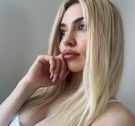 naked onlyfans free xxx images