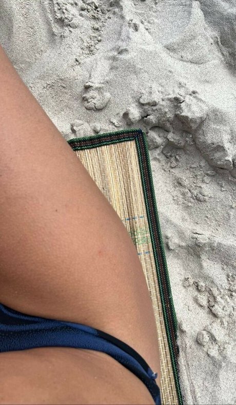 Bruna Carvalho actrice nue galeries