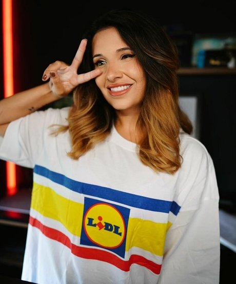 Cadaea actrice de sexe collection