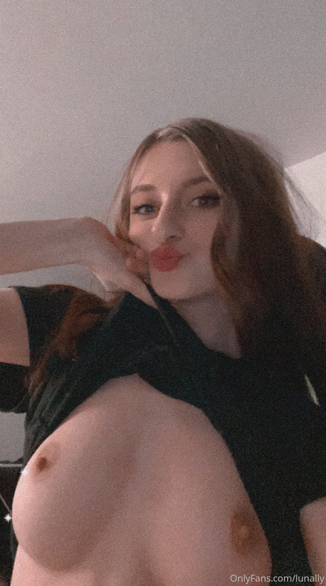 Lunally haut étoile img