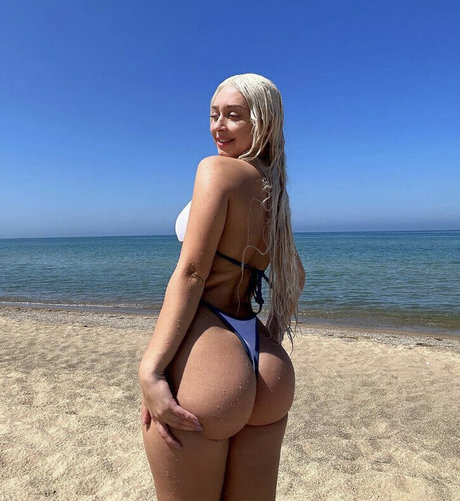 cakebatterchlo pornstar naked photos