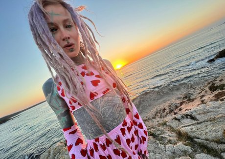 Anuskatzz actriz de alta definición galerías