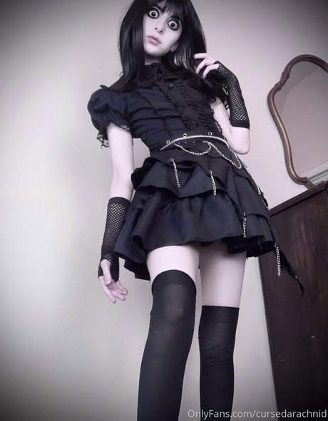 CursedArachnid hermosa estrella imágenes