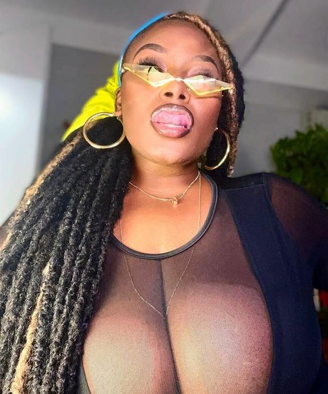 msolurin actriz de alta calidad archivo