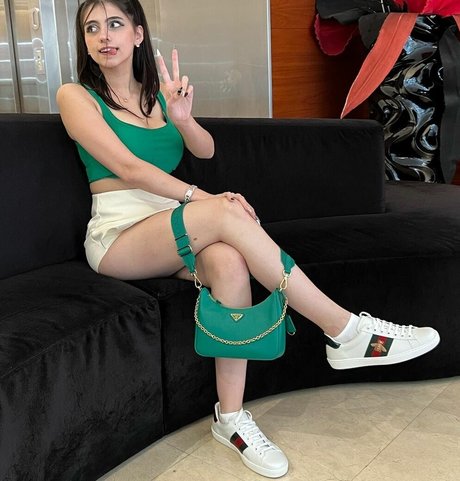 iaaras2 actrice pornographique images