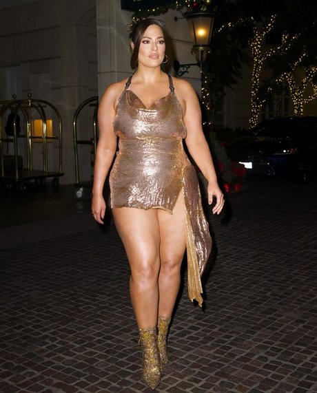 Ashley Graham mannequin galerie