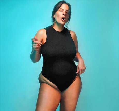 Ashley Graham star du sexe images