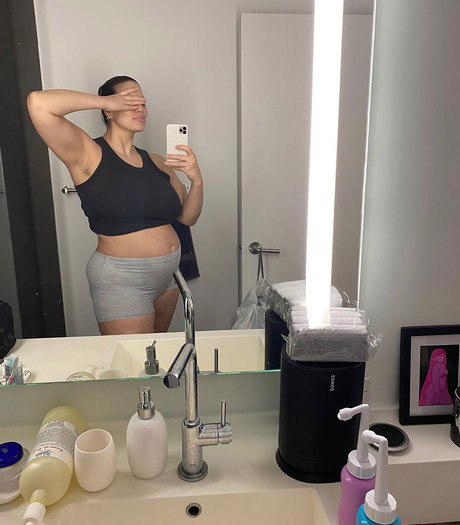 Ashley Graham estrella hermosa imagen