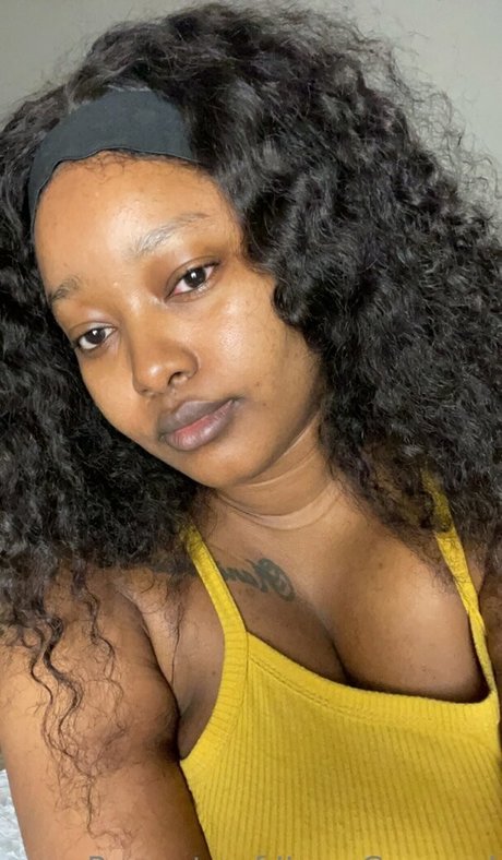 ilovecaramel actrice porno photo