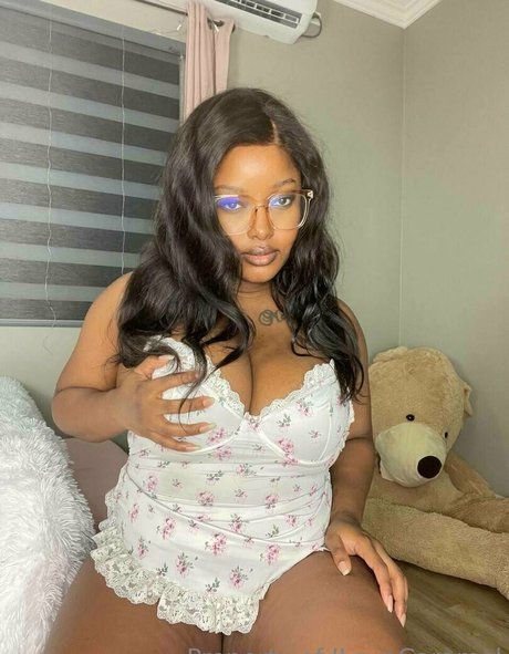 ilovecaramel étoile de l'art galeries