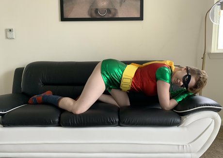 officialmorganrae art star archive
