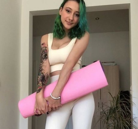 leliloo sexo modelo fotos