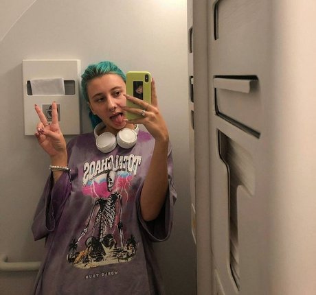 leliloo actrice xxx img