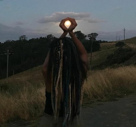 Mays Benatti étoile sympa photos