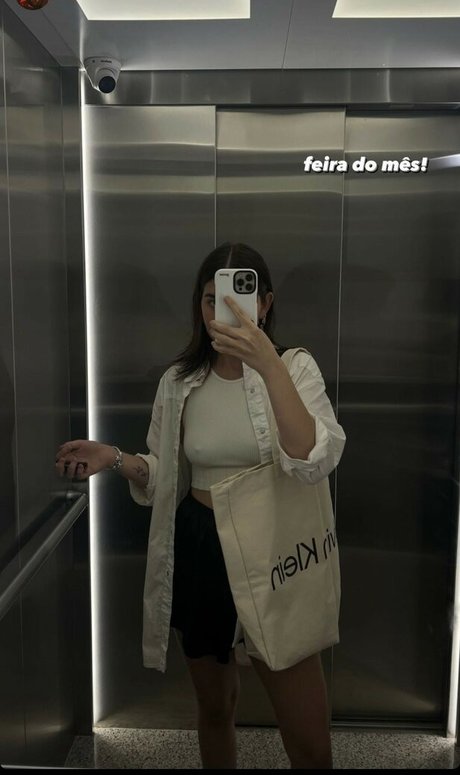 Sofia Santino estrella porno de arte foto