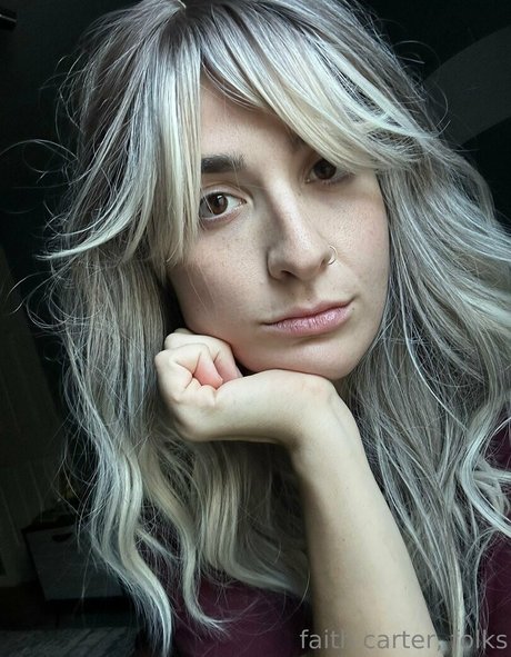 havefaithinmebabe modelo de alta definición foto