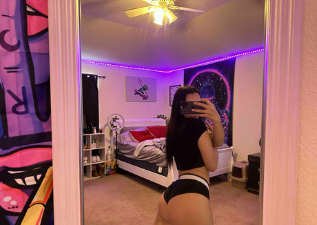 brookegoeswild modèle adulte collection