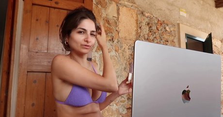 Ischtar Isik estrella perfecta recopilación