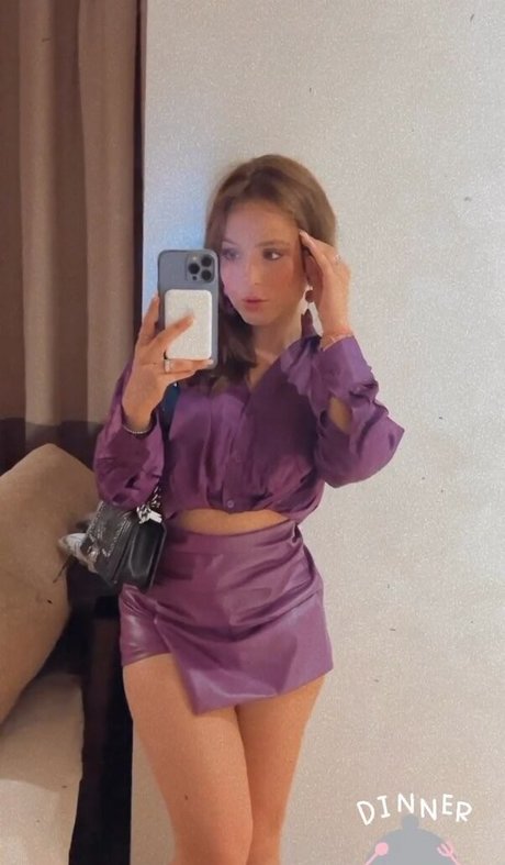 Larissa Manoela estrella porno mejor fotos