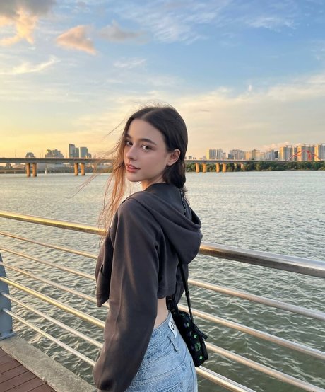 Dasha Taran étoile sexy photo